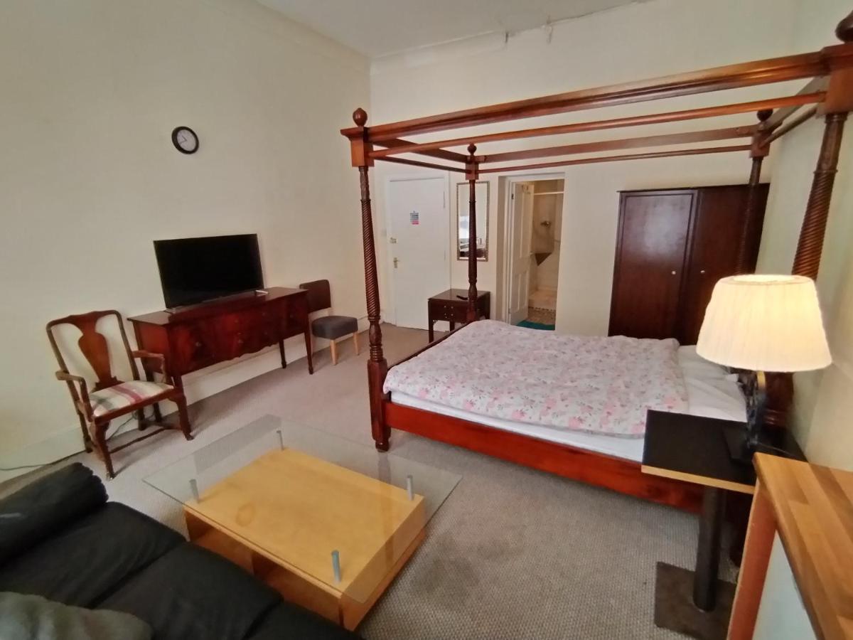 Апартаменты Studio Next To Port Дувр Экстерьер фото